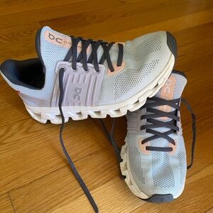 On Cloud Running Shoes in Light grey with Peach Accents